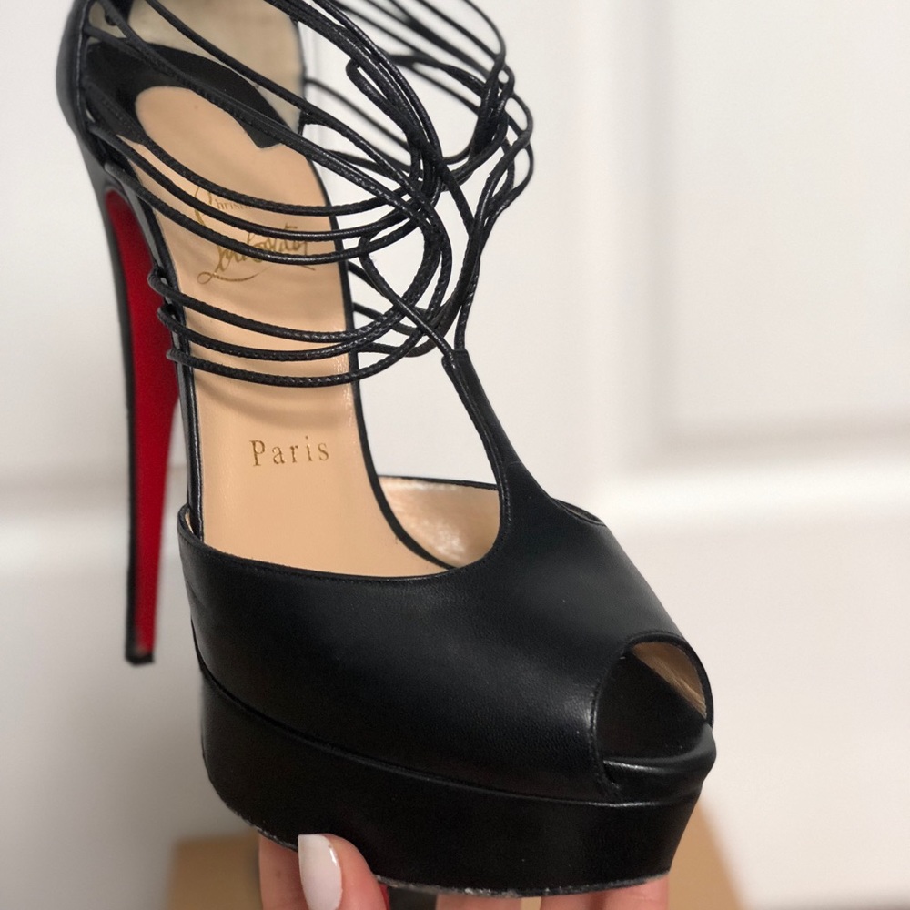 Louboutin Confusalta Strappy Heels WITH BOX - Picture 8 of 12